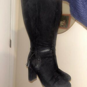 Black Heeled Boots with Chunky Block Heel